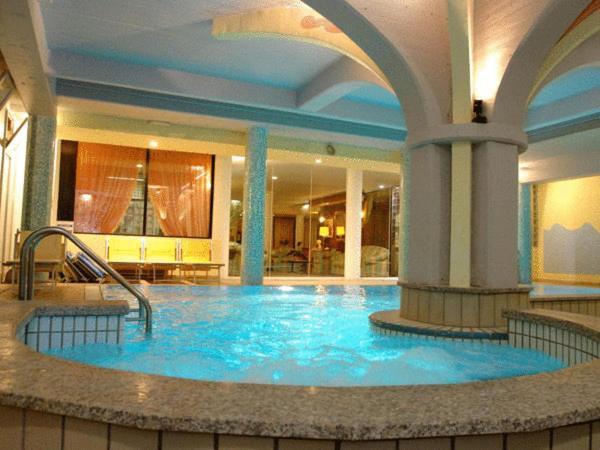 Hotel Ferrari Сальсомаджоре-Терме Екстер'єр фото