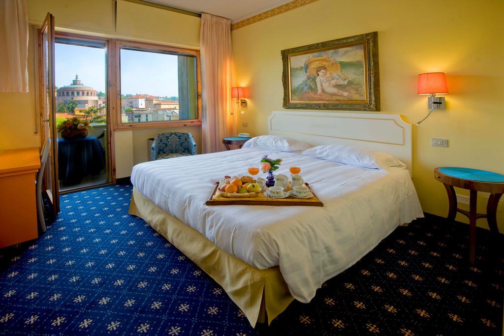 Hotel Ferrari Сальсомаджоре-Терме Екстер'єр фото